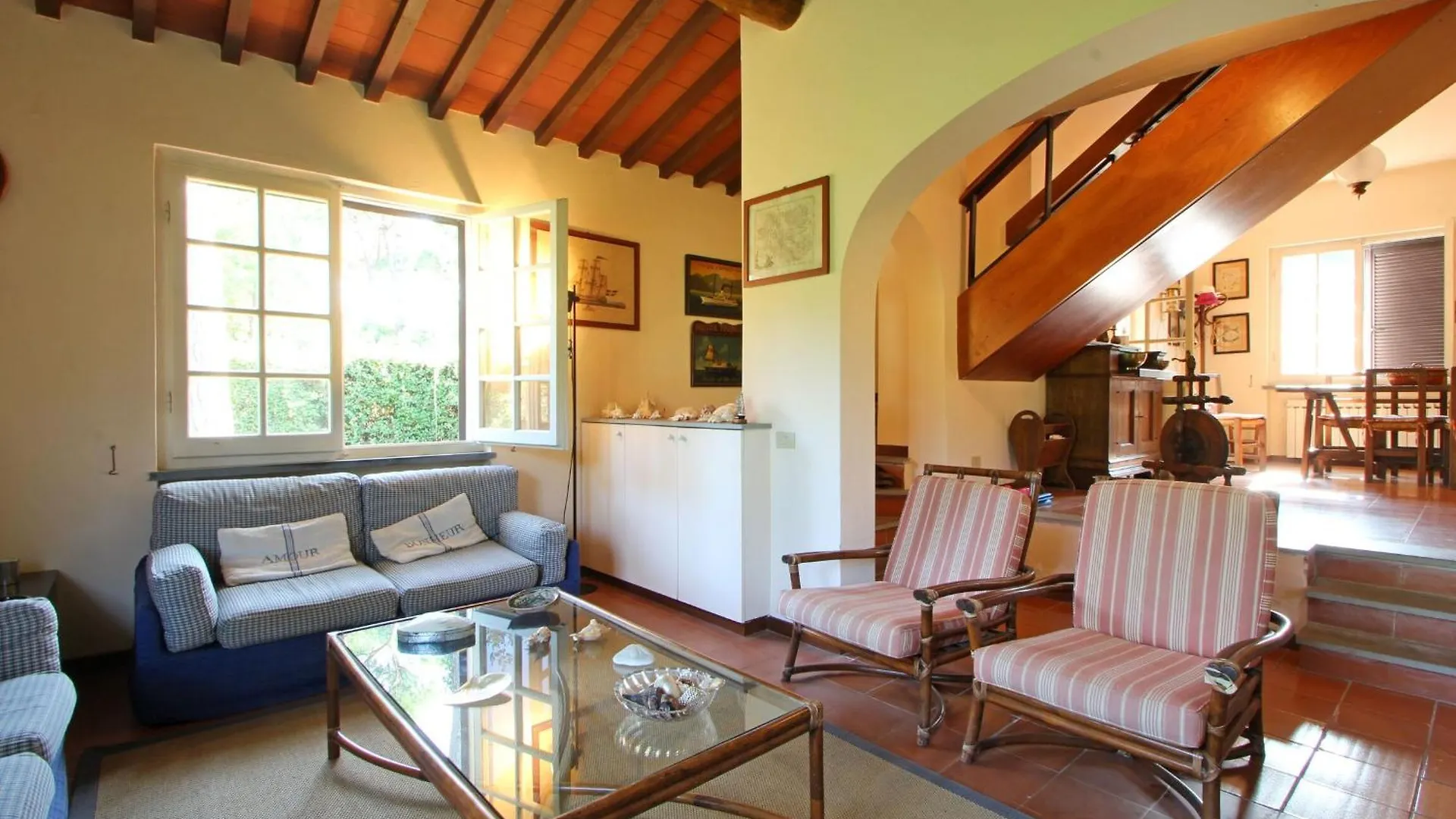 Villa Claudia Massa